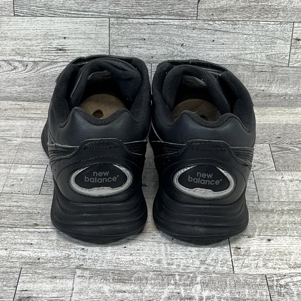 New Balance step out
